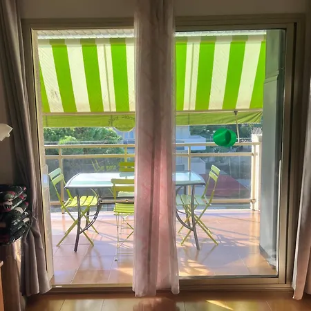 Decathlon Апартаменты